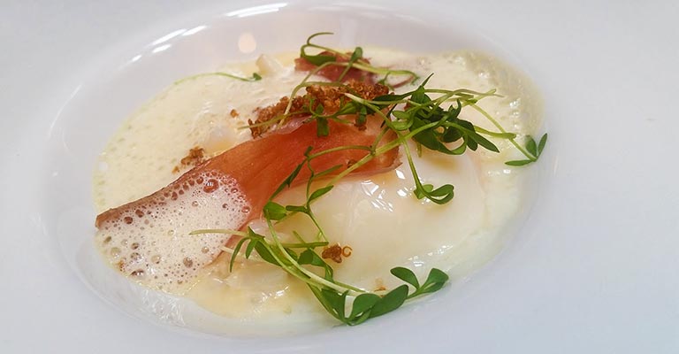 Oeuf parfait, risotto de seiche et parmesan