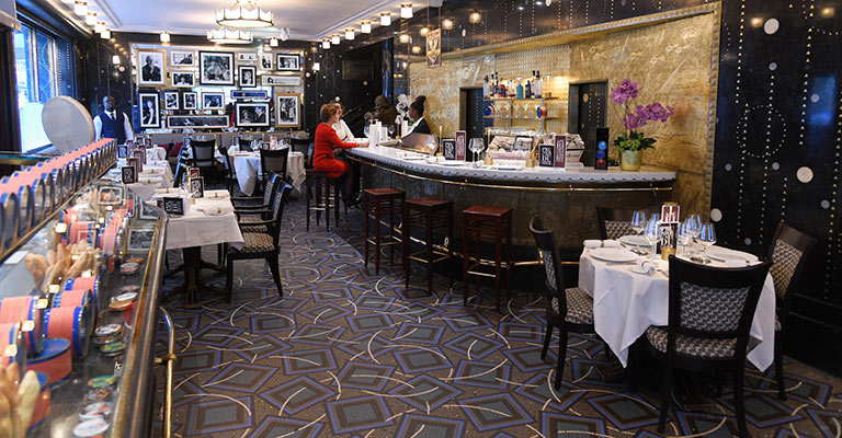Salle du RDC, restaurant Prunier de l'avenue Victor Hugo à Paris