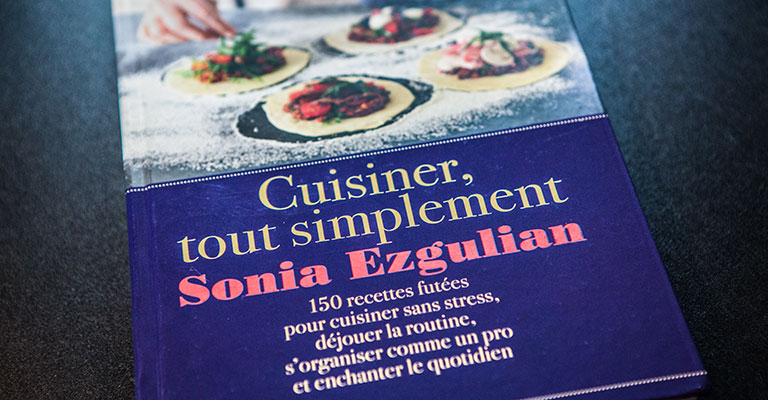 Cuisiner tout simplement par Sonia Ezgulian