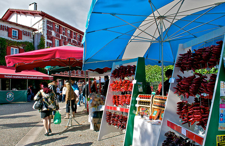 Le village d'Espelette fête le piment le dernier weekend d'octobre