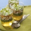 photo Verrine de lapin en gelée de pomme verte et petits pois frais