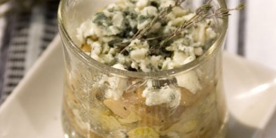 photo Verrine de poire au roquefort sur lit d'endives