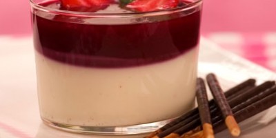 photo Panacotta aux fruits rouges