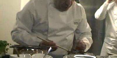Mille feuilles au pastrami de boeuf et à la crème d'oignon