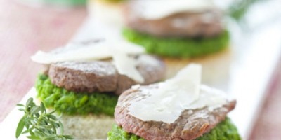 photo Toast d’agneau, purée de pois et parmesan