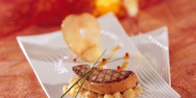 photo Foie Gras de Canard Poêlé aux pommes, jus d’agrumes au porto Blanc