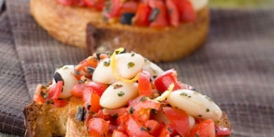 photo Bruschetta aux haricots blancs et à l'origan