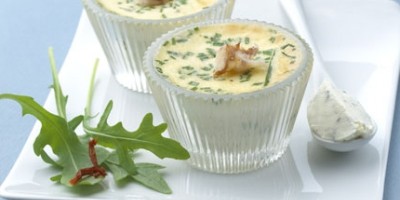 photo Petits flans de crabe et mesclun