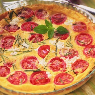 Clafoutis au chèvre frais, courgettes et tomates cerise