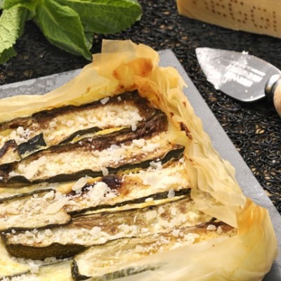 Tarte croustillante aux courgettes, menthe, parmesan