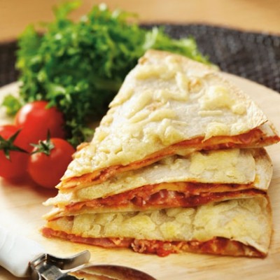 Pile de crêpes jambon, fromage, ananas