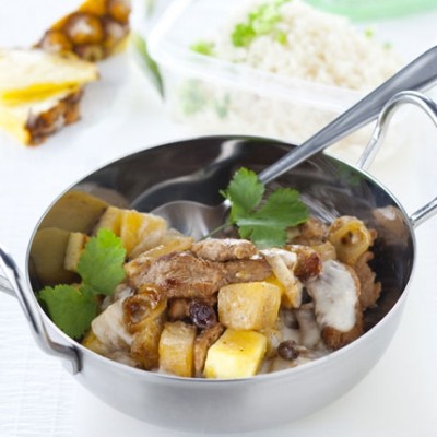 Wok d’agneau à l’ananas et noix de coco