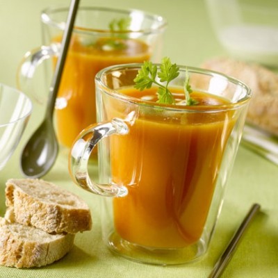 Velouté de potiron au bouillon de poule