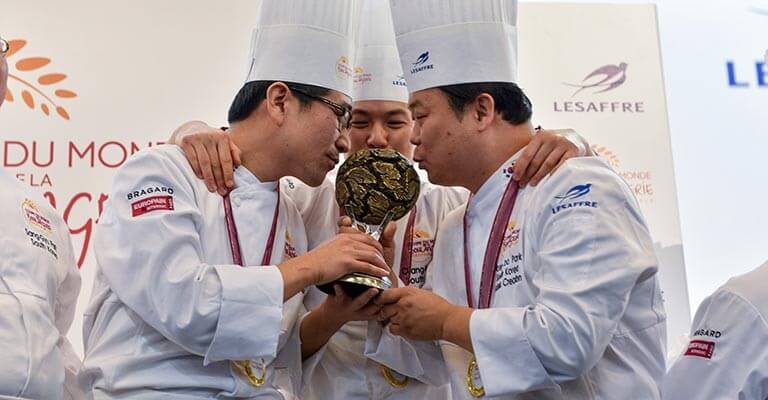 Les trois boulangers Coréens champions du monde de la Boulangerie ©Clémentine Béjat et Sabine Serrad