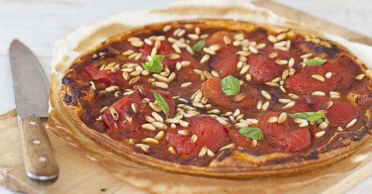 Tarte fine à la tomate