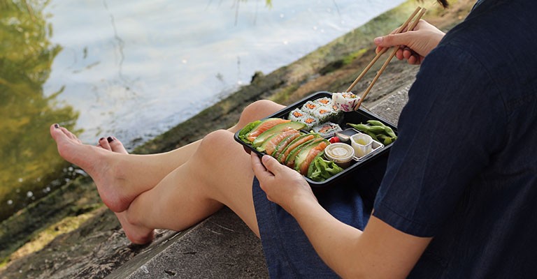 Le Bento, la nouvelle boîte à la mode - Bento Pleine Lune proposé dans les restaurants Matsuri
