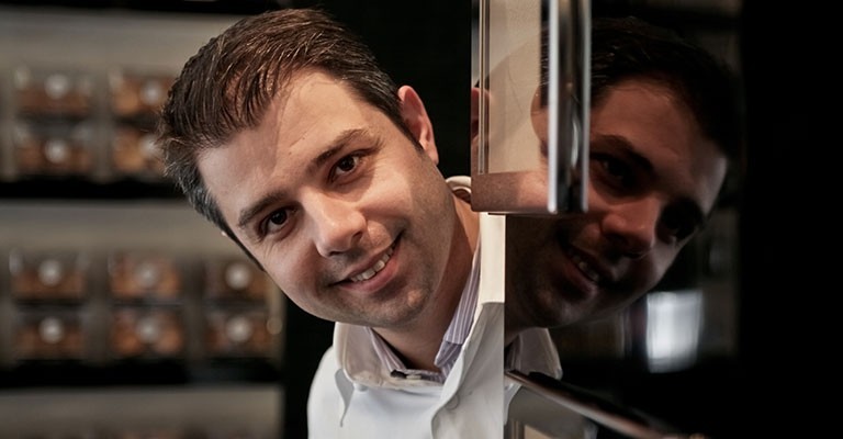 Hugues Pouget pâtissier, Pâtisserie Hugo & Victor , Paris 7ème ©Ludovic Le Guyader